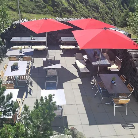 Taeschalp Restaurant&lodge ロッジ